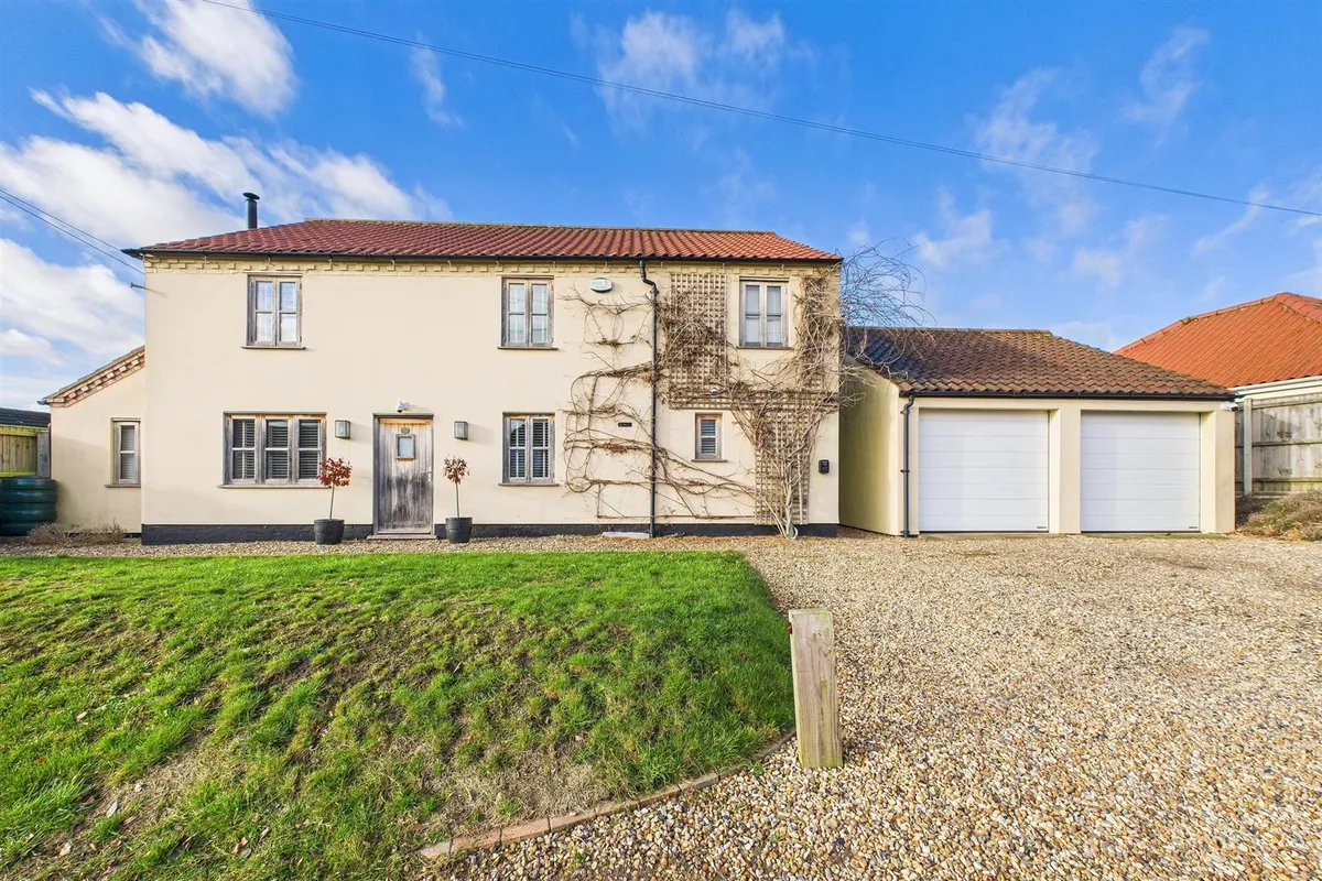 Chantry Lane, Necton
