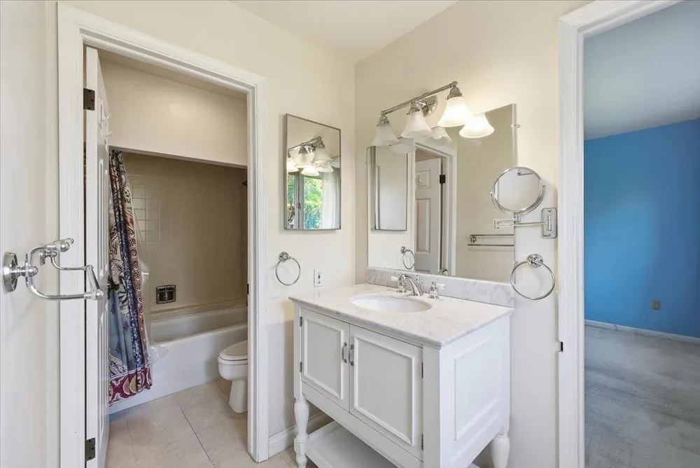 3433 S High Dr, Spokane, WA 99203