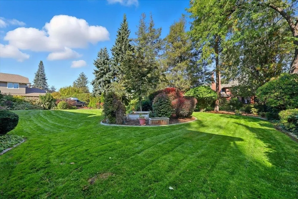 3433 S High Dr, Spokane, WA 99203
