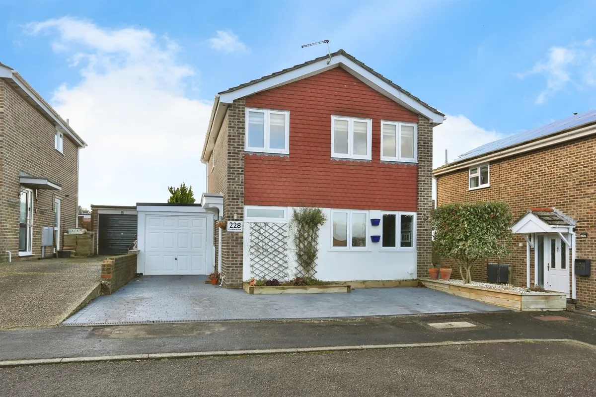 Cranbourne Park, Hedge End, Southampton