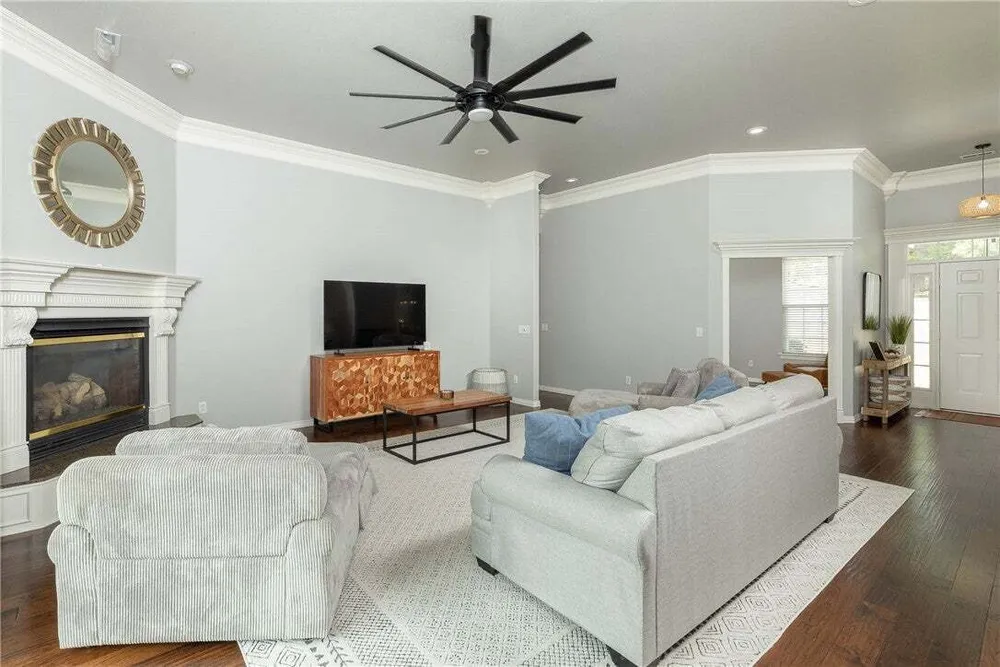 7 Stratfield Ln, Bella Vista, AR 72714