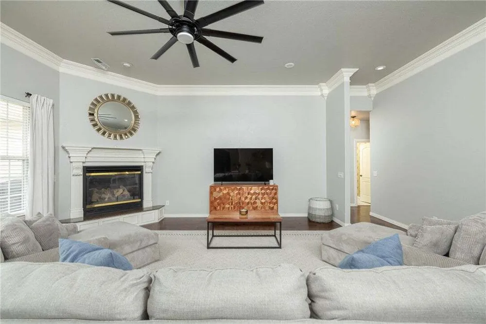 7 Stratfield Ln, Bella Vista, AR 72714