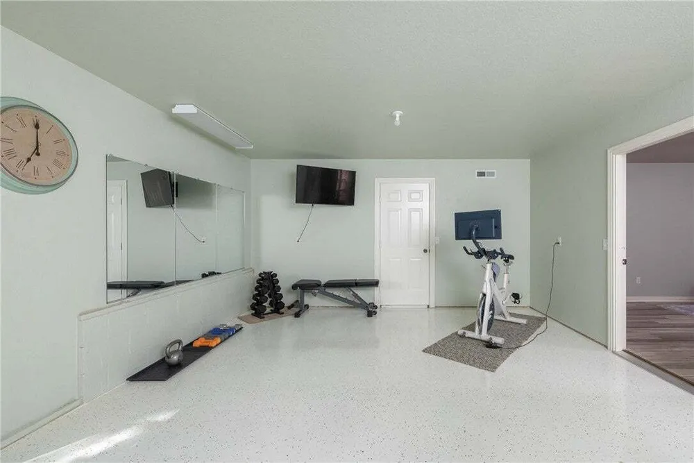 7 Stratfield Ln, Bella Vista, AR 72714