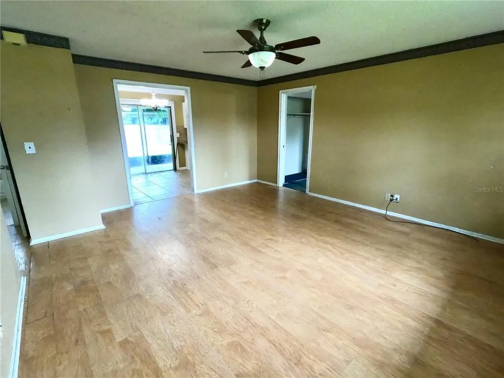 294 Eddie Ave, Daytona Beach, FL 32117