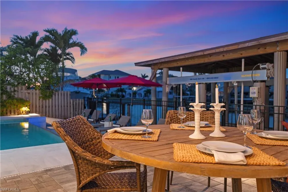 493 Willett Ave, Naples, FL 34108
