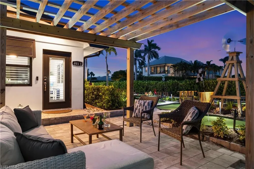 493 Willett Ave, Naples, FL 34108