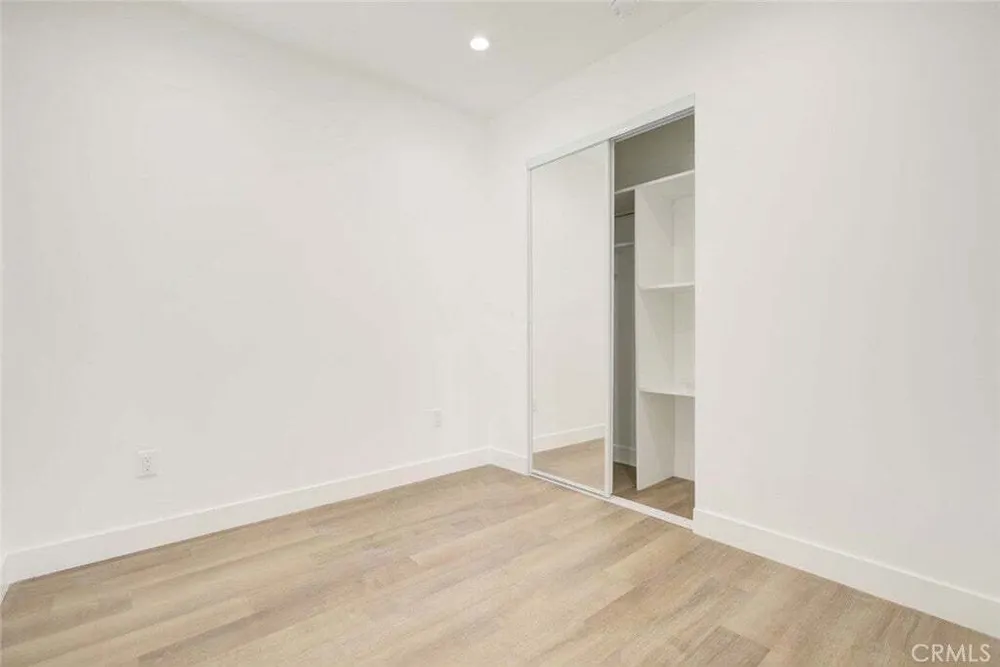 9055 Forbes Ave, Northridge South, CA 91343