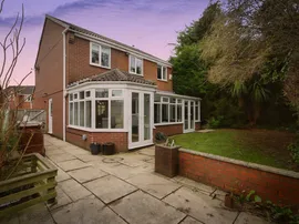 Cranewells Drive, LEEDS photo