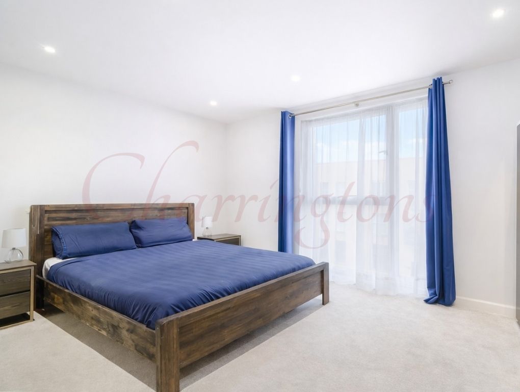 Two Bedroom Flat For Sale Hendon Waterside Development NW9 Image 7