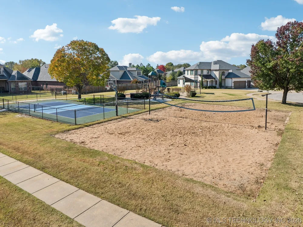 3309 W Knoxville St, Broken Arrow, OK 74012