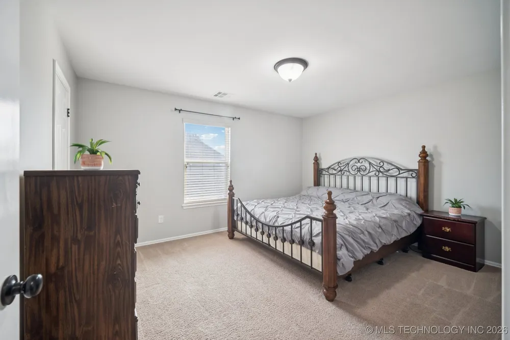 3309 W Knoxville St, Broken Arrow, OK 74012