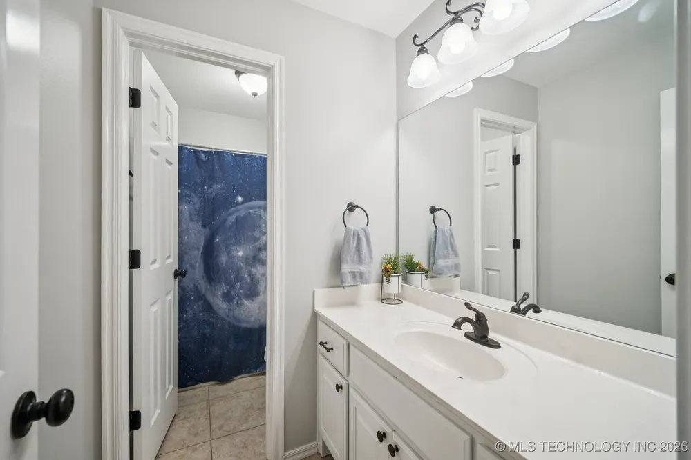 3309 W Knoxville St, Broken Arrow, OK 74012