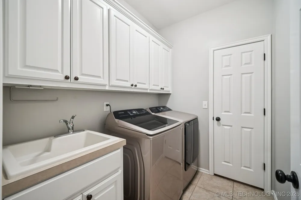 3309 W Knoxville St, Broken Arrow, OK 74012