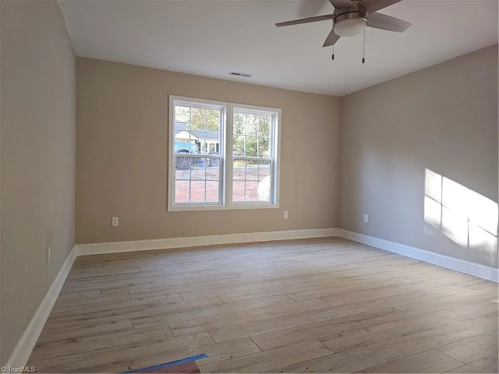 4311 Mineral Ave, Winston-Salem, NC 27105