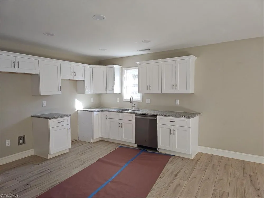 4311 Mineral Ave, Winston-Salem, NC 27105
