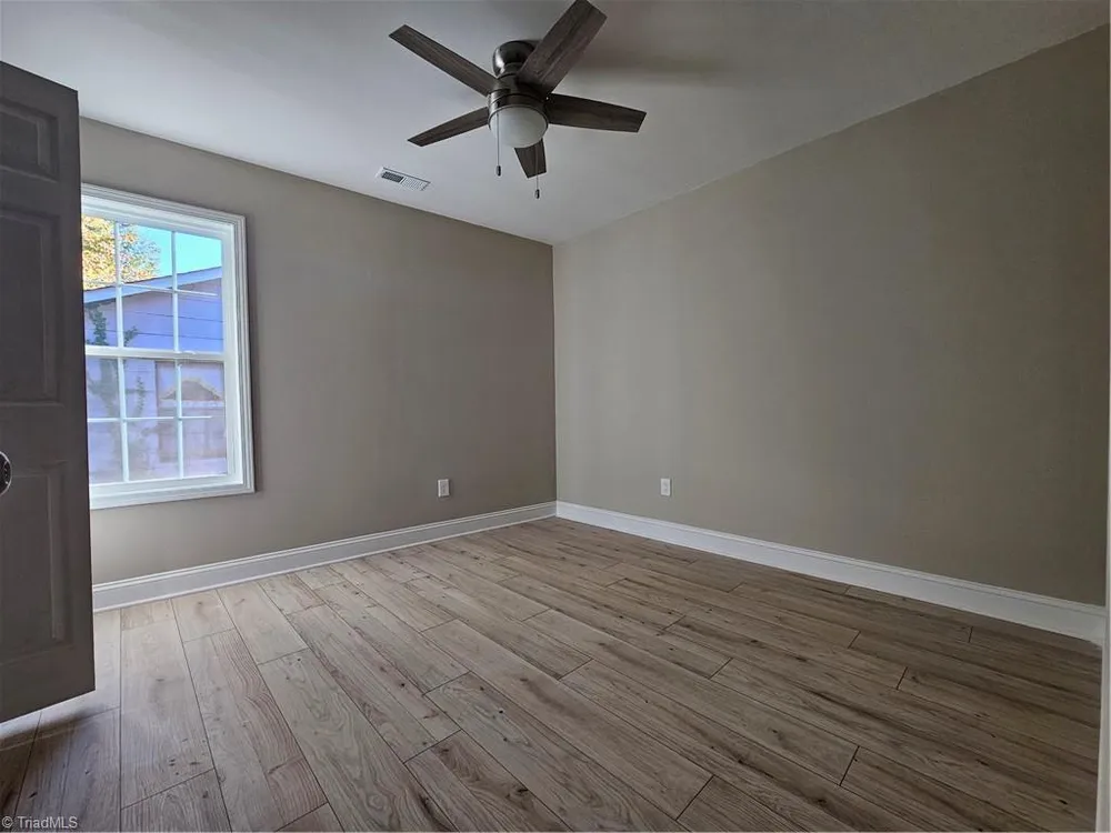 4311 Mineral Ave, Winston-Salem, NC 27105