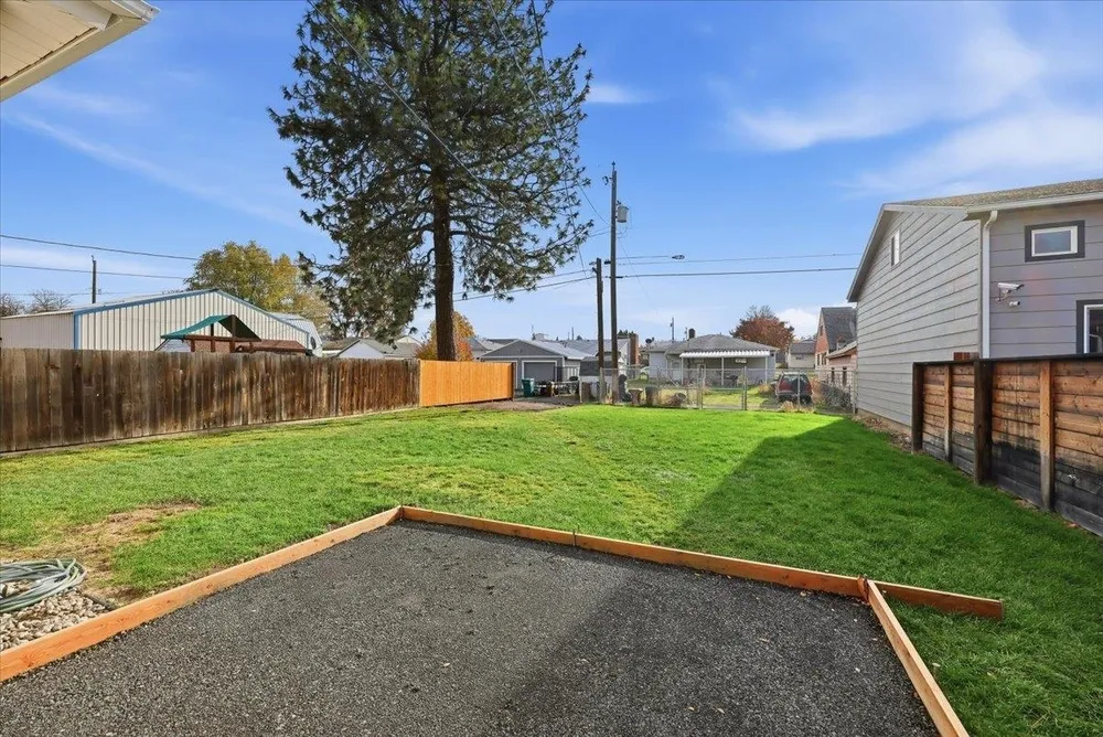 2023 W Cleveland Ave, Spokane, WA 99205