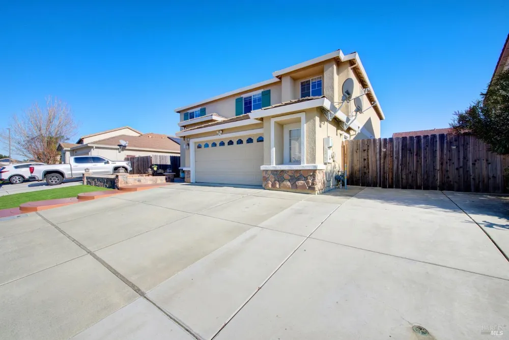 413 Meehan Ct, Suisun City, CA 94585