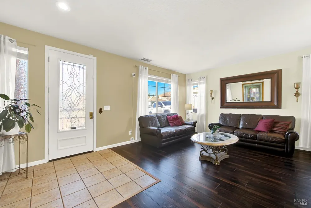 413 Meehan Ct, Suisun City, CA 94585