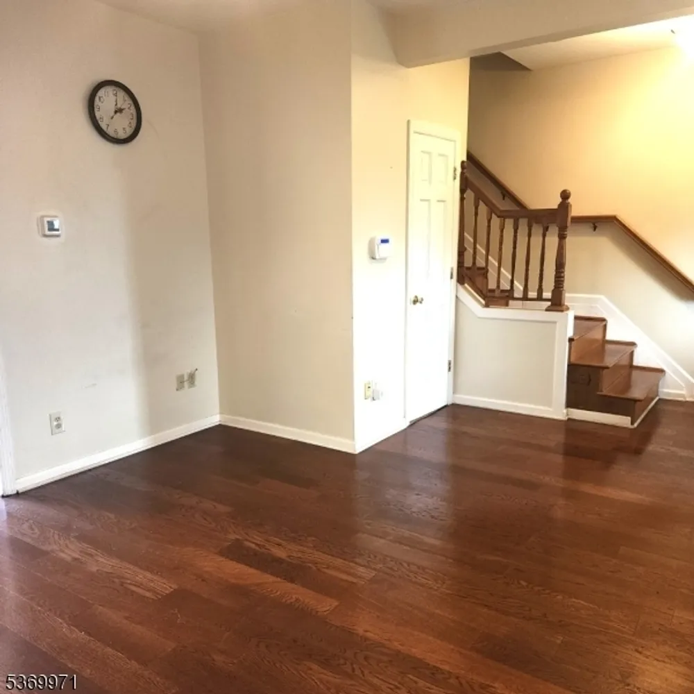 308 Hagel Ave, Linden, NJ 07036