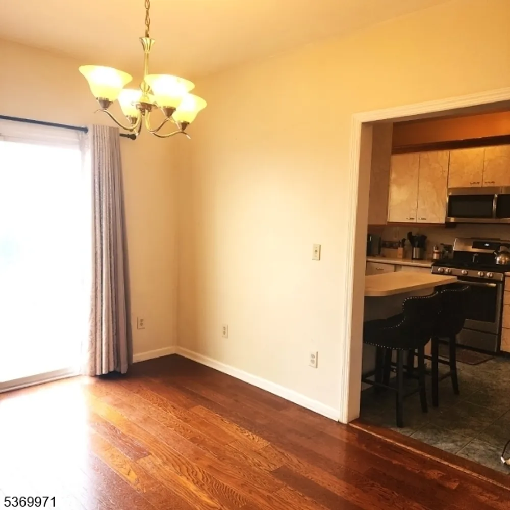 308 Hagel Ave, Linden, NJ 07036