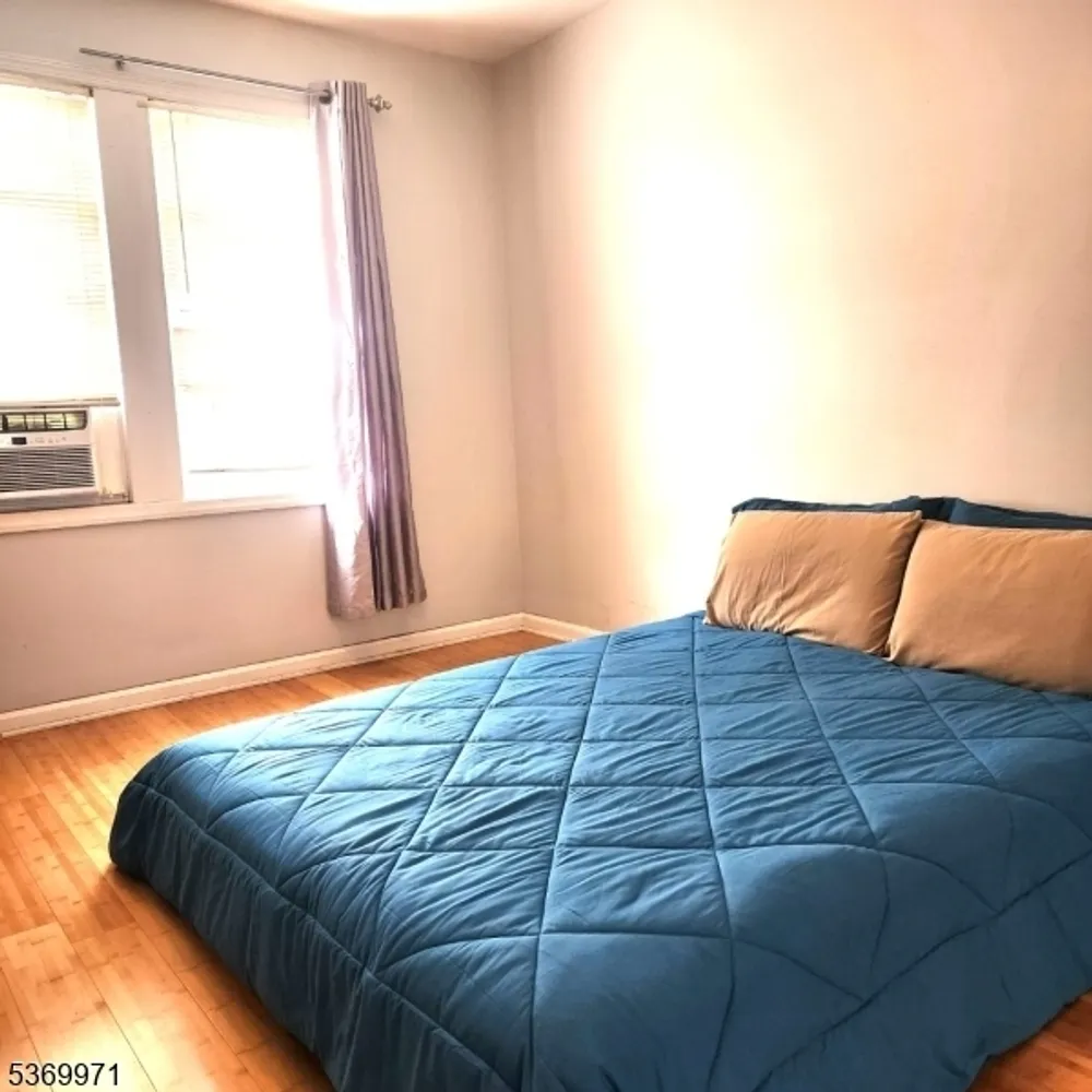 308 Hagel Ave, Linden, NJ 07036