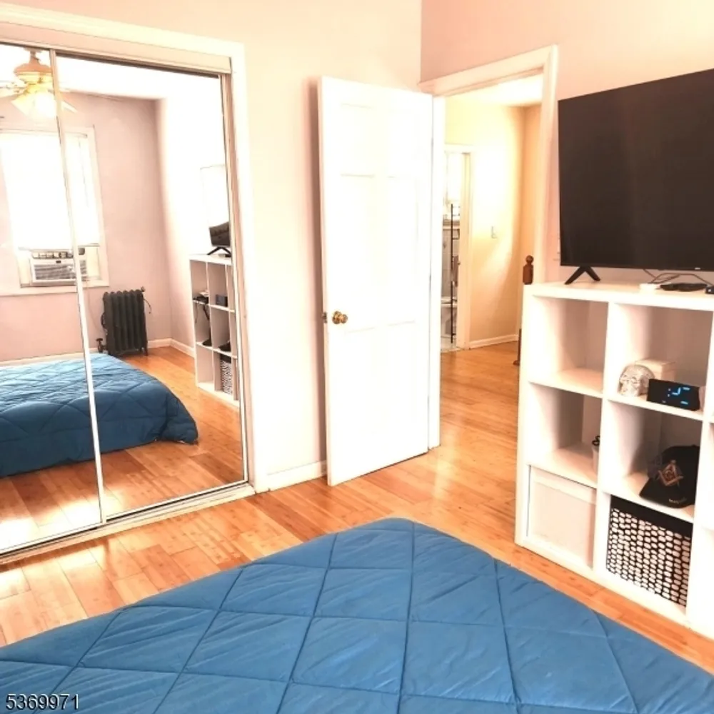 308 Hagel Ave, Linden, NJ 07036