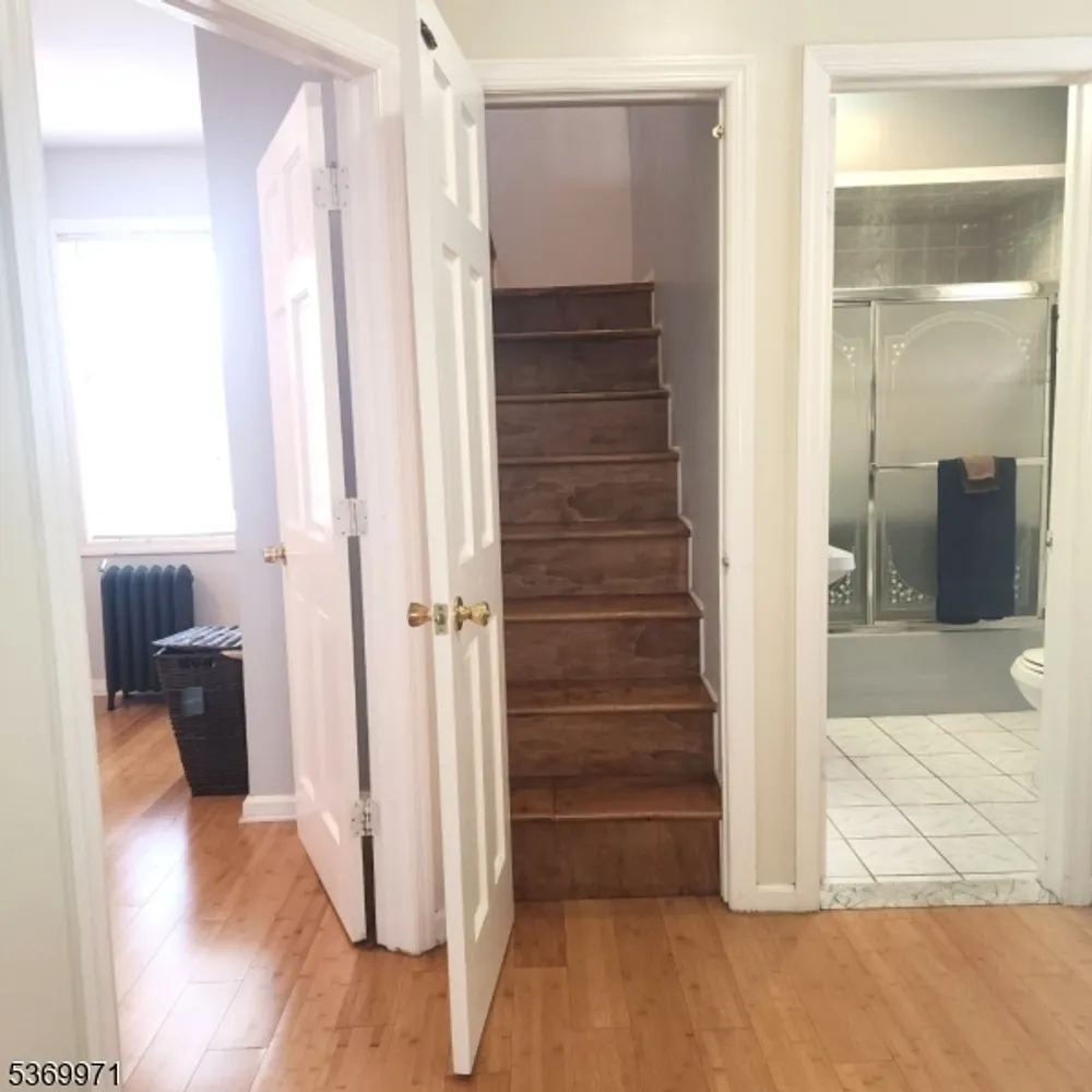 308 Hagel Ave, Linden, NJ 07036