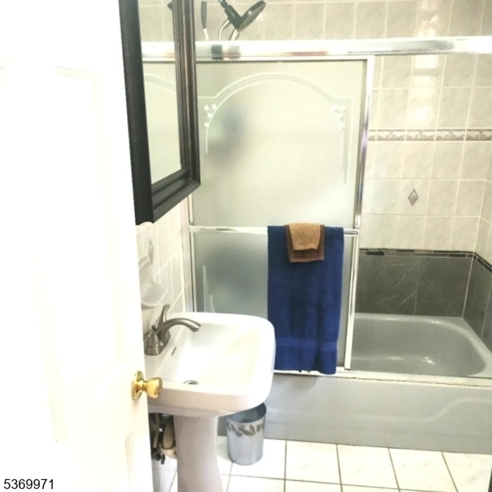 308 Hagel Ave, Linden, NJ 07036