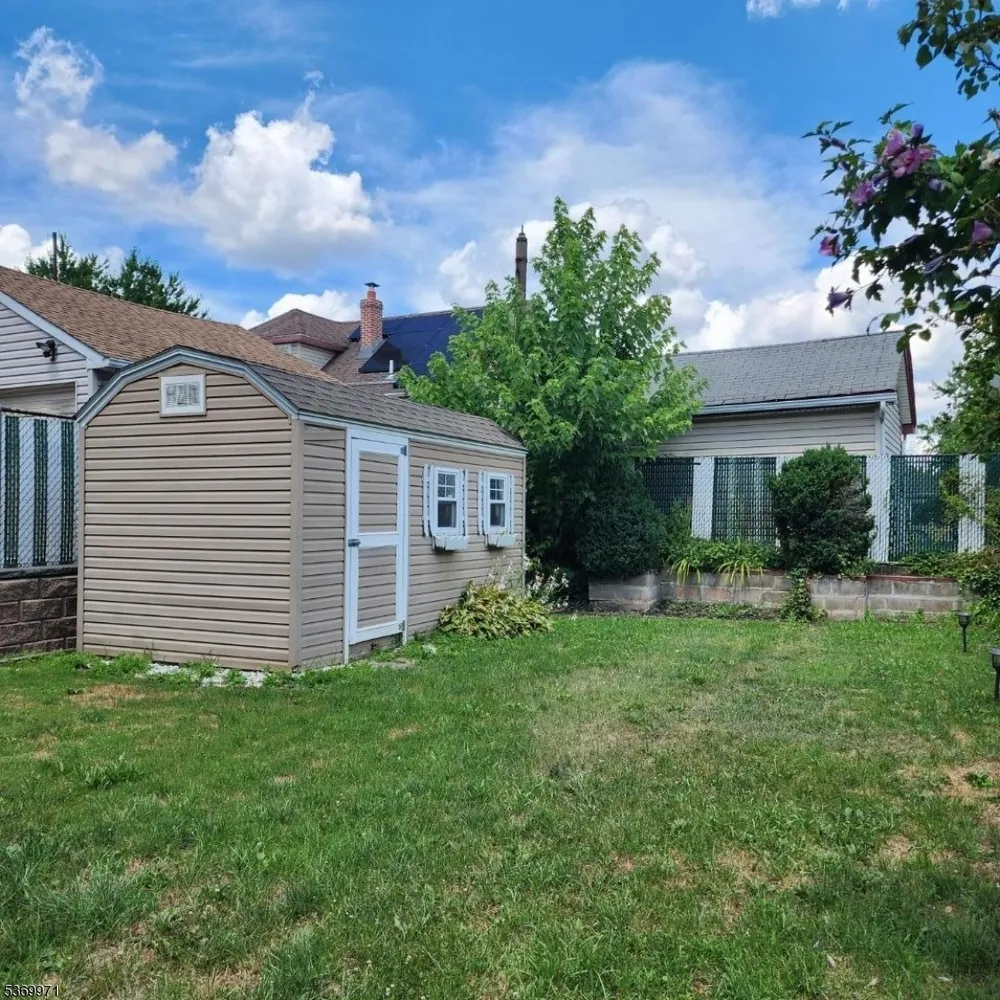 308 Hagel Ave, Linden, NJ 07036
