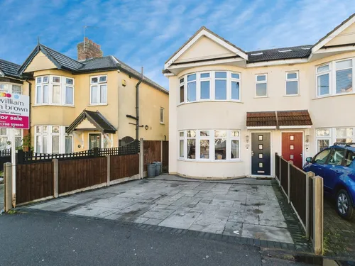 Wennington Road, Rainhamphoto