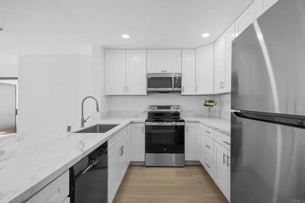 5745 Friars Rd, San Diego, CA 92110