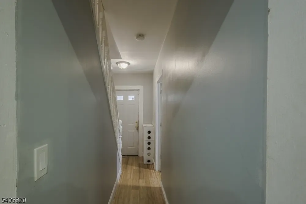 158 Glenwood Ave, Bloomfield, NJ 07003