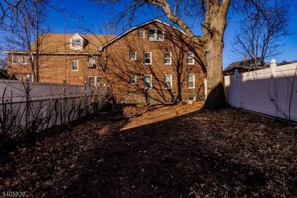 158 Glenwood Ave, Bloomfield, NJ 07003