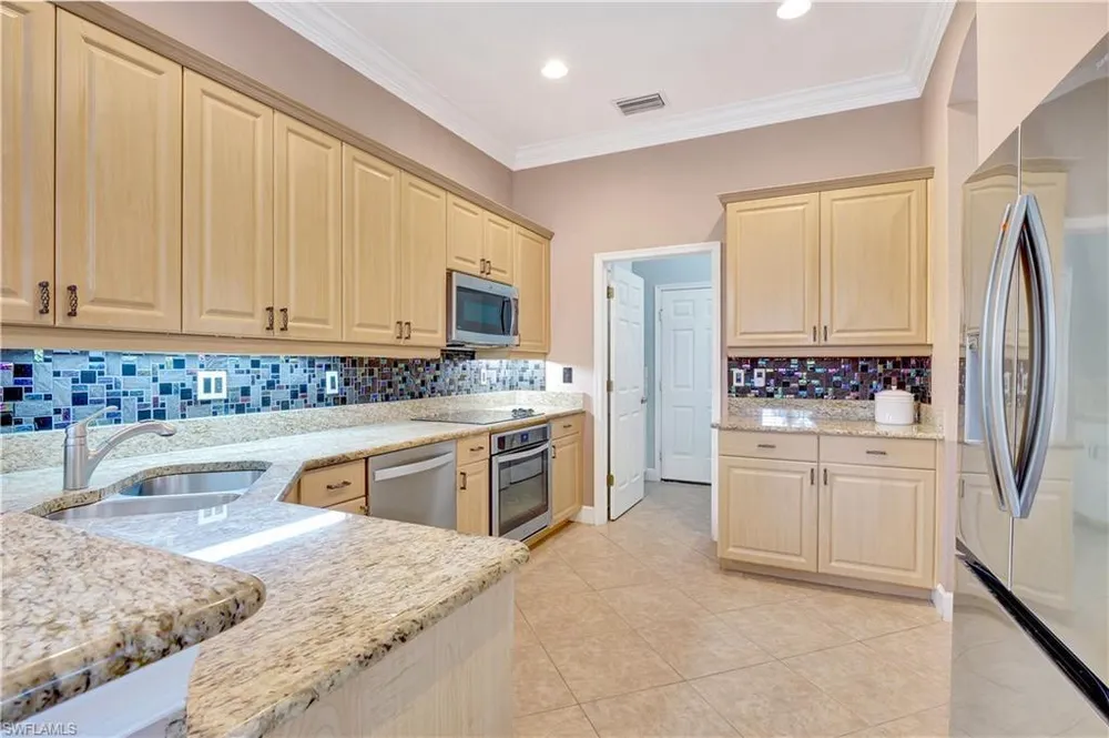 7903 FOUNDERS CIR, Naples, FL 34104