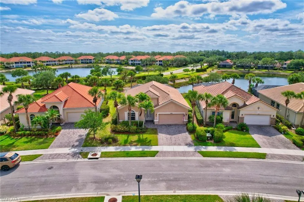 7903 FOUNDERS CIR, Naples, FL 34104