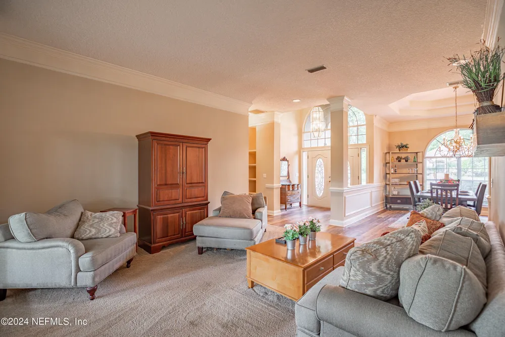 2674 Country Club Blvd, Orange Park, FL 32073