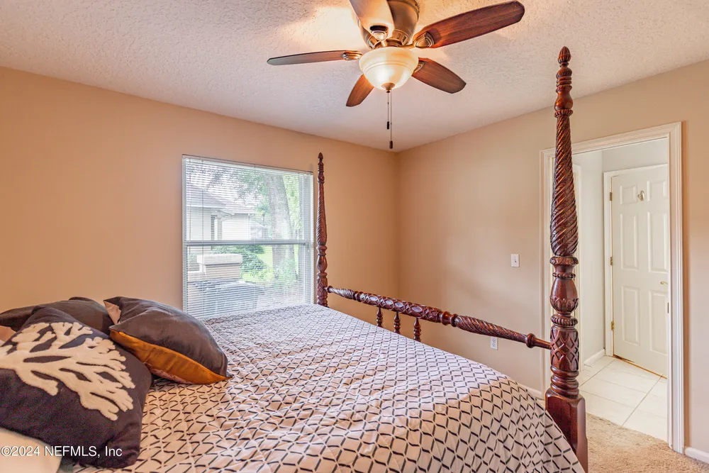 2674 Country Club Blvd, Orange Park, FL 32073