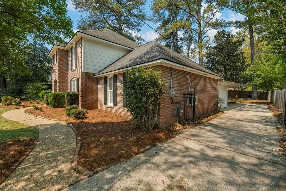 4975 Glacier Dr, Columbus, GA 31907