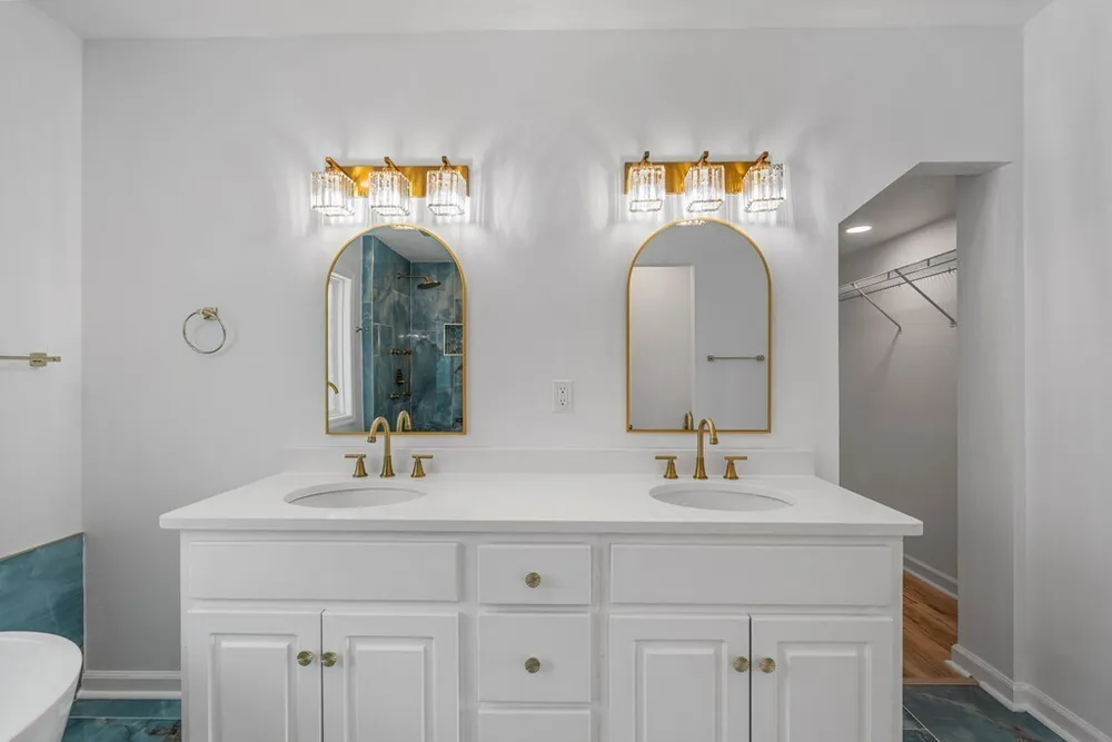 4975 Glacier Dr, Columbus, GA 31907