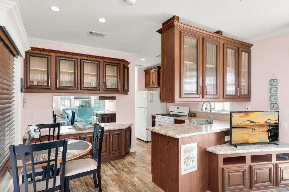 1361 Overseas Hwy, Marathon, FL 33050