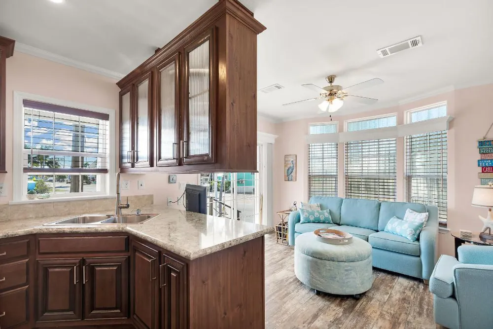 1361 Overseas Hwy, Marathon, FL 33050