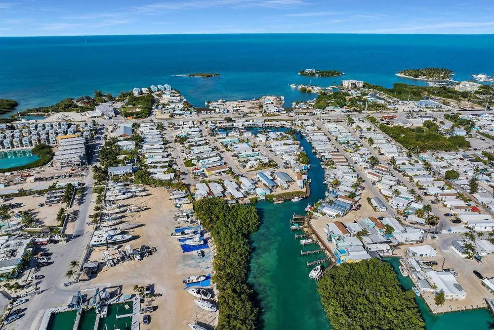 1361 Overseas Hwy, Marathon, FL 33050