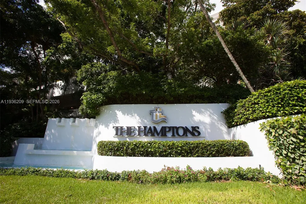 20281 E Country Club Dr, Aventura, FL 33180