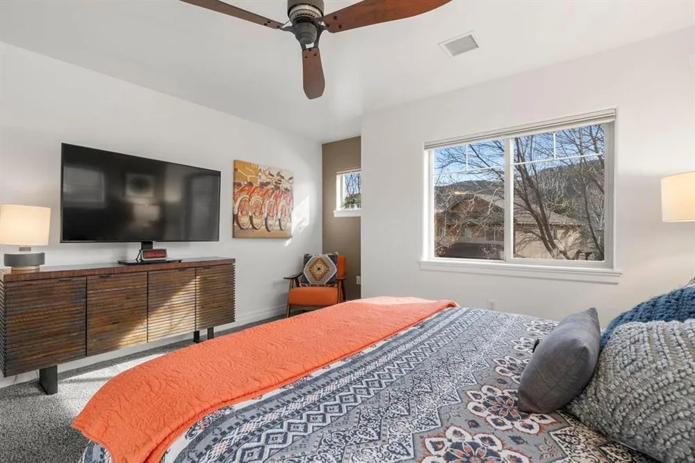 105 Tierra Vista Dr, Durango, CO 81301