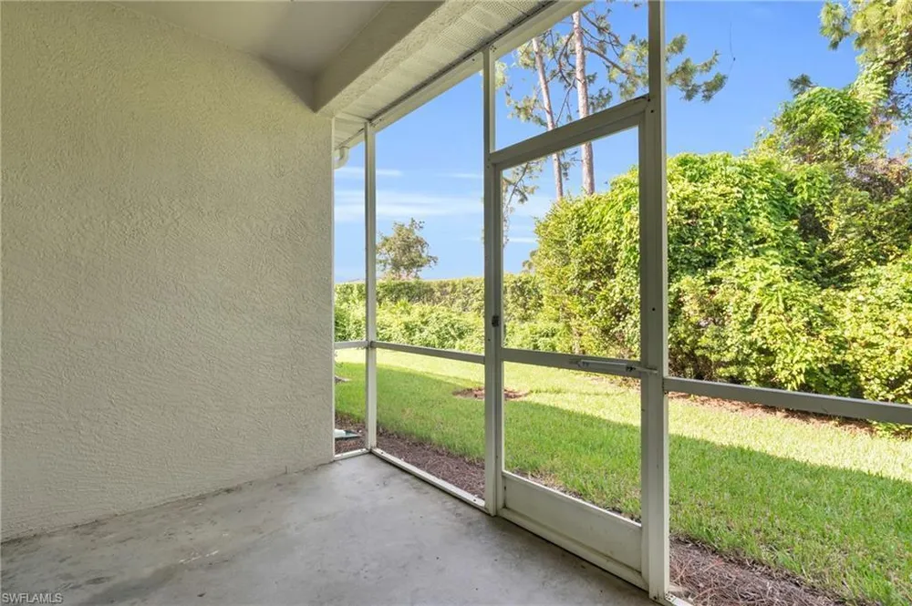 7655 Meadow Lakes Dr, Naples, FL 34104