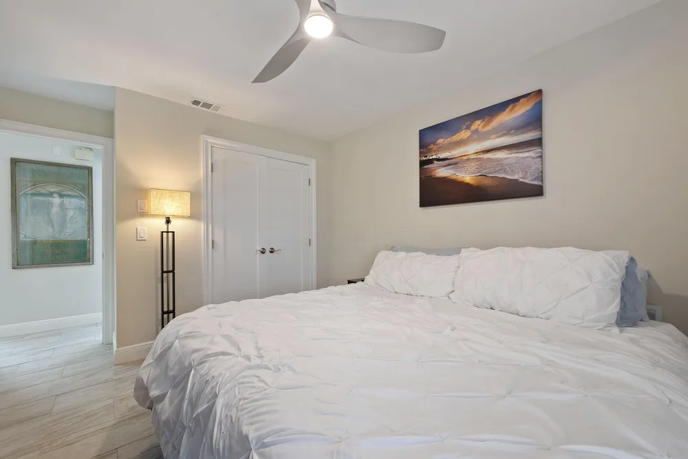 7 Ridge Pointe Dr, Boynton Beach, FL 33435