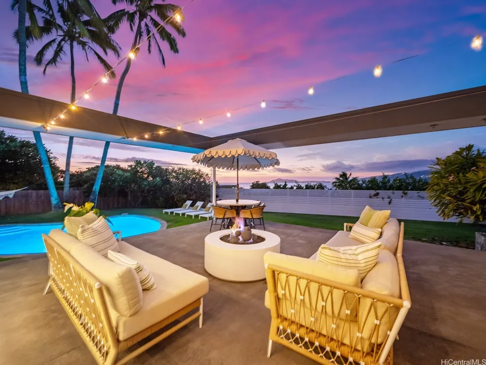 132 Poipu Dr, Honolulu, HI 96825-2131