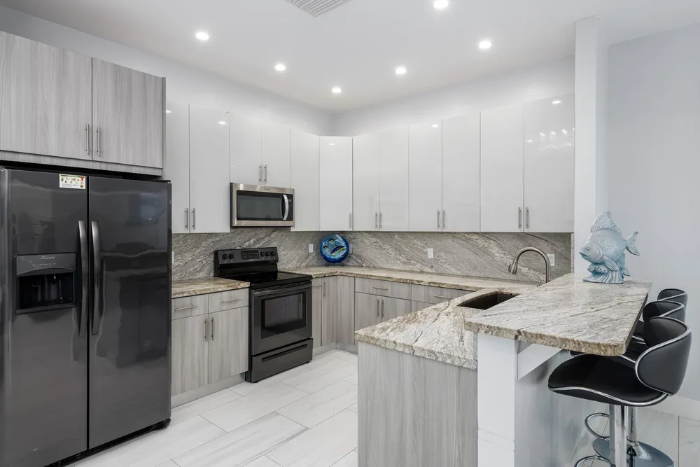 426 Calle Limon, Marathon, FL 33050