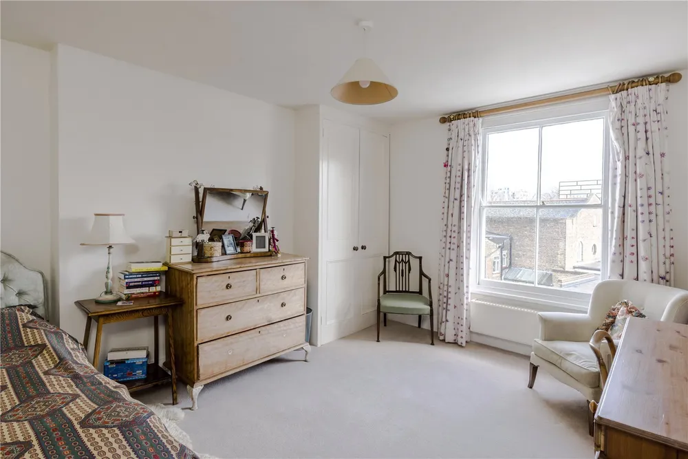 Belmont Road, London, SW4